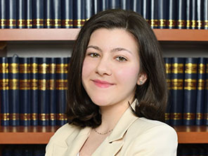Анабела Бузаковић